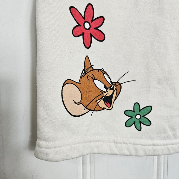 Tom and Jerry Graphic Shorts Womens Size 3XL Taupe Pull-On Relaxed Fit - Picture 14 of 16